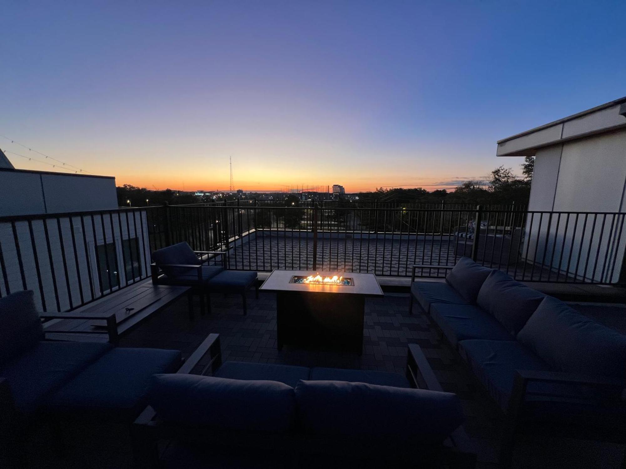 New Elevations Rooftop 5 Min To Downtown Nash Nashville Luaran gambar